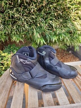 Alpinestars Stella SMX-1 R V2 Vented Black Women's Motorcycle Riding Shoes Boots